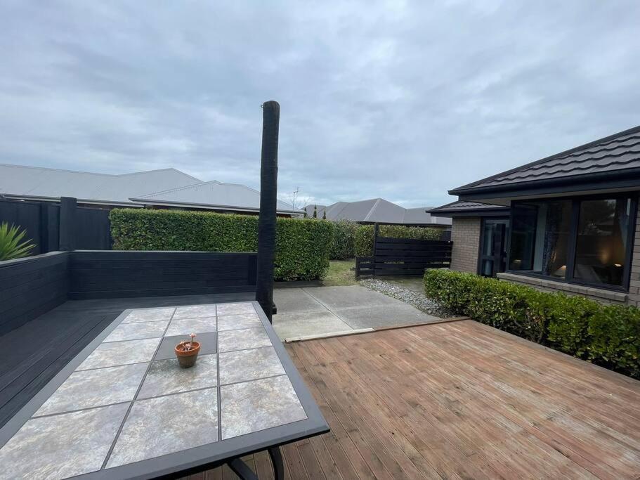 Spacious 4 Bed Family Home Christchurch Kültér fotó