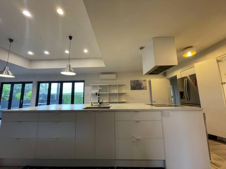 Spacious 4 Bed Family Home Christchurch Kültér fotó