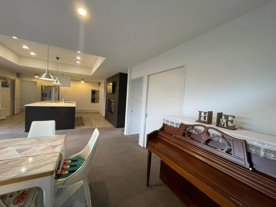 Spacious 4 Bed Family Home Christchurch Kültér fotó
